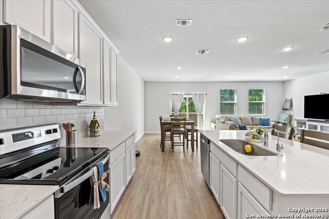 Image 13 of 32 For 515 Bella Rosa Way