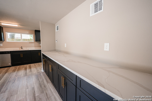 Image 10 of 49 For 312 Avondale