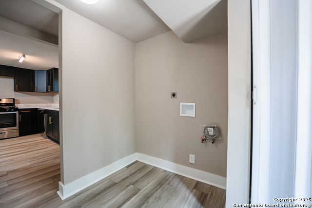 Image 18 of 49 For 312 Avondale