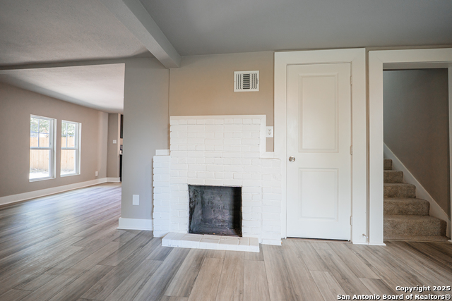 Image 22 of 49 For 312 Avondale
