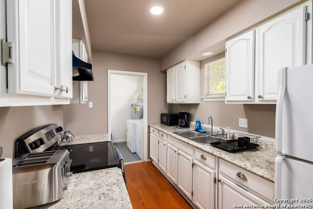 Image 10 of 26 For 5906-5908 Deer Horn Drive