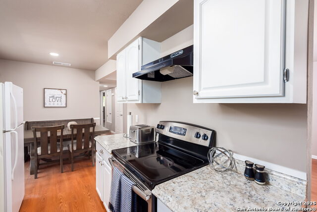 Image 9 of 26 For 5906-5908 Deer Horn Drive