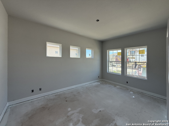 Image 7 of 34 For 14724 Sycamore Crossing