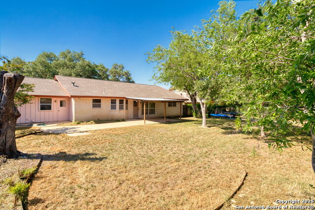 Listing photo id 23 for 3106 John Glenn