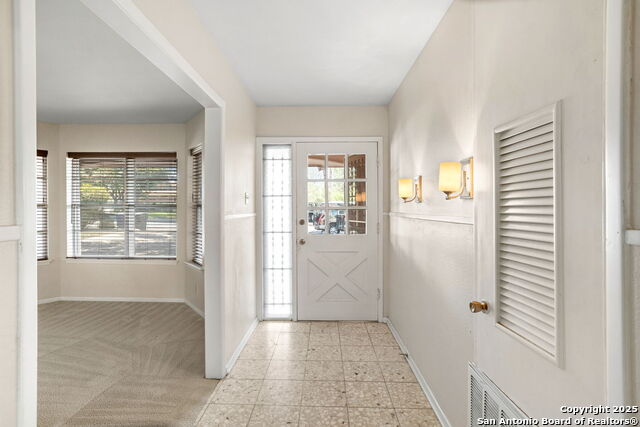 Listing photo id 3 for 3106 John Glenn