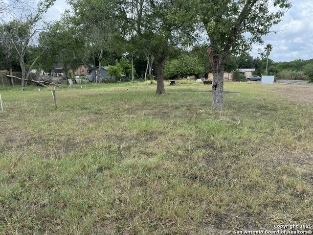 Image 2 of 5 For 202 Northside Drive