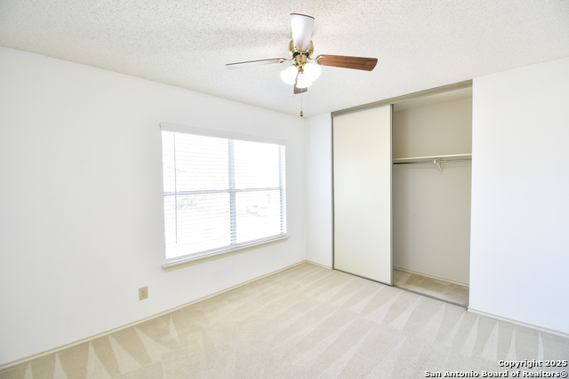 Image 29 of 46 For 15850 Marisa Pl