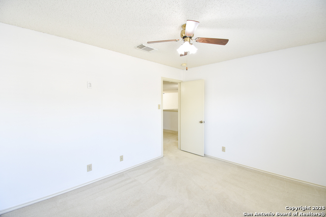 Image 30 of 46 For 15850 Marisa Pl