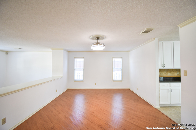 Image 7 of 46 For 15850 Marisa Pl