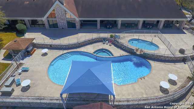 Image 15 of 27 For 3825 Overlook