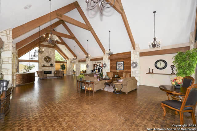 Image 16 of 27 For 3825 Overlook