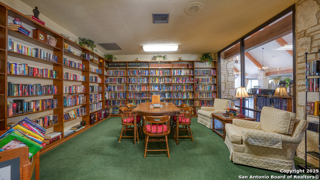 Image 18 of 27 For 3825 Overlook