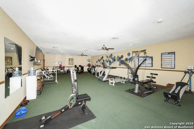 Image 21 of 27 For 3825 Overlook