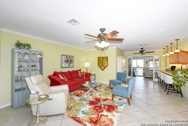 Image 3 of 27 For 3825 Overlook