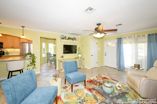 Image 5 of 27 For 3825 Overlook