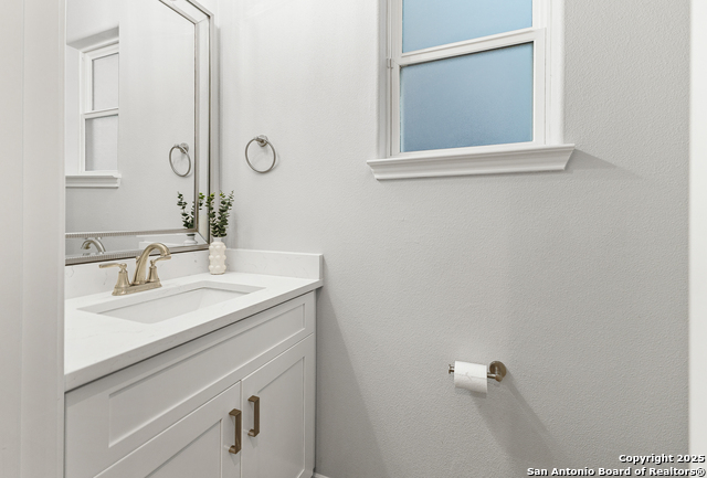 Listing photo id 18 for 503 Linden