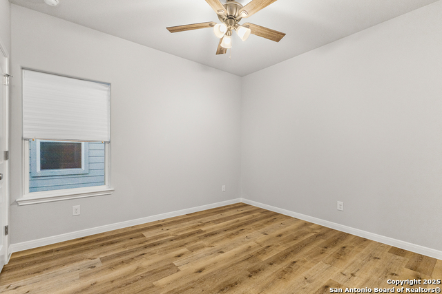 Listing photo id 25 for 503 Linden