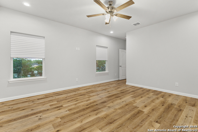 Listing photo id 30 for 503 Linden