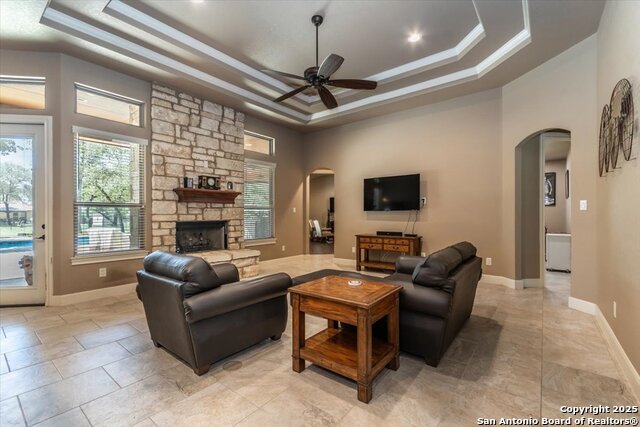 Listing photo id 9 for 113 Shelby