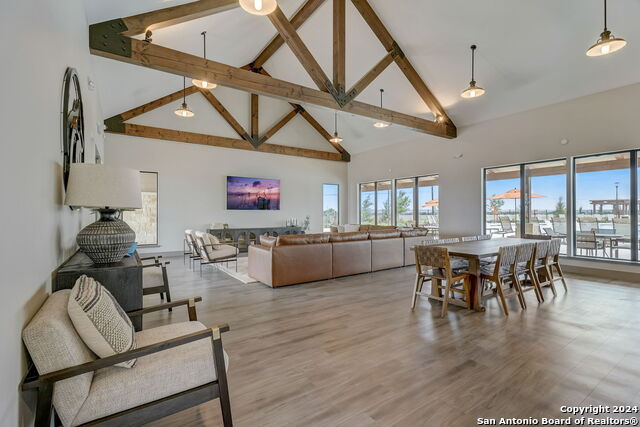 Image 5 of 9 For 14719 Sycamore Crossing