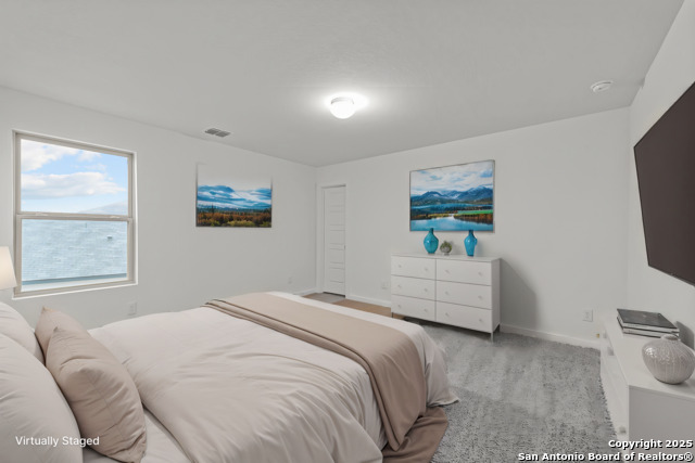 Listing photo id 5 for 10350 White Hart Lane