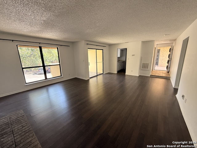 Image 6 of 15 For 11843 Braesview  108