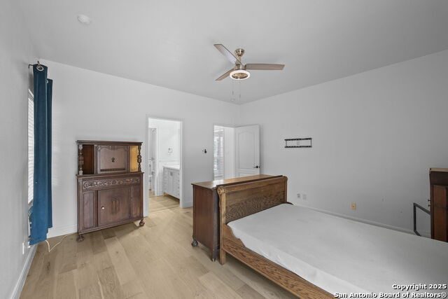 Image 33 of 50 For 9403 Gardenia Bend