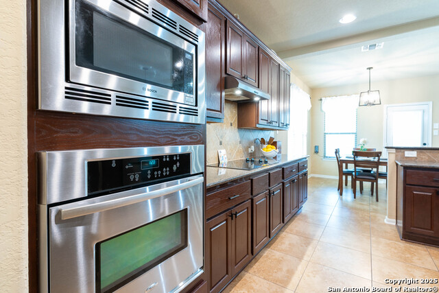Image 17 of 38 For 2221 Oak Valley