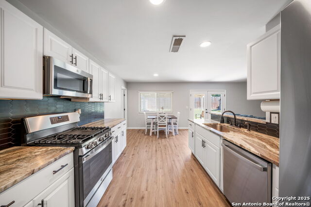Image 16 of 36 For 5902 Brambletree