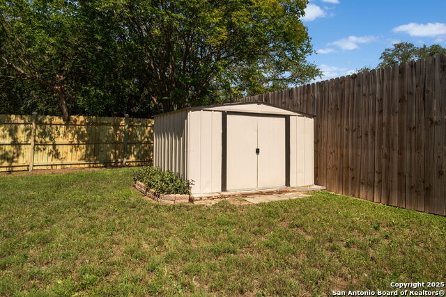 Image 34 of 36 For 5902 Brambletree