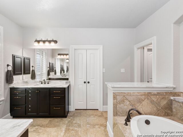 Image 13 of 20 For 7922 Hermosa Hill
