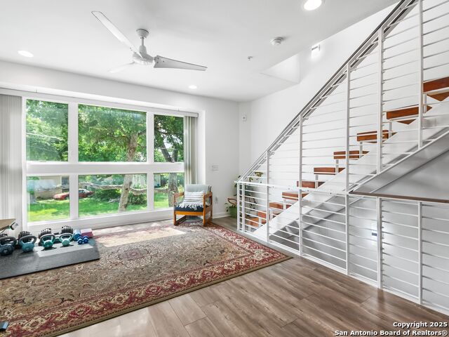 Image 8 of 15 For 143 Catalpa Avenue