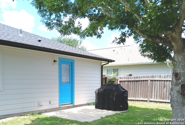 Image 15 of 16 For 4004 Whisper Ridge