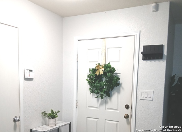 Image 16 of 16 For 4004 Whisper Ridge