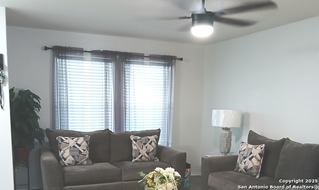 Image 4 of 16 For 4004 Whisper Ridge