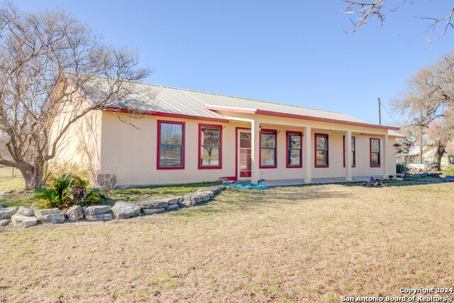 Image 7 of 34 For 473 Orchard Park