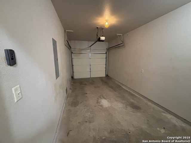 Image 15 of 17 For 10718 Mathom Landing  2