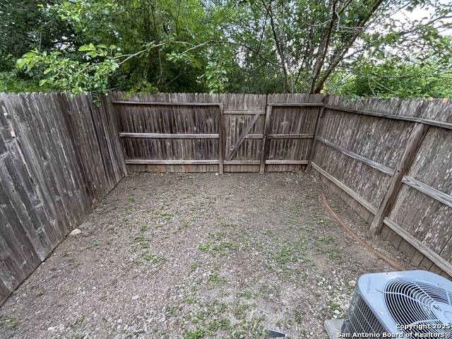 Image 17 of 17 For 10718 Mathom Landing  2
