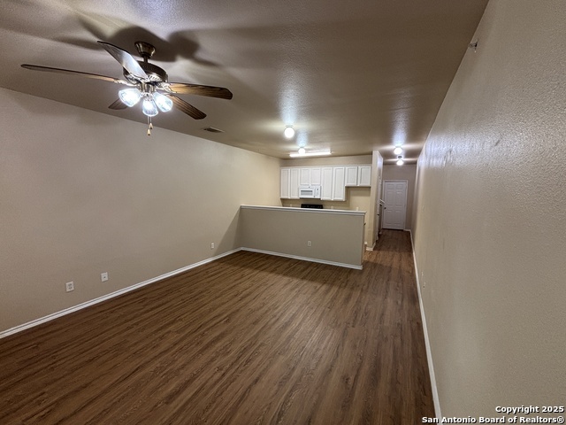 Image 3 of 17 For 10718 Mathom Landing  2