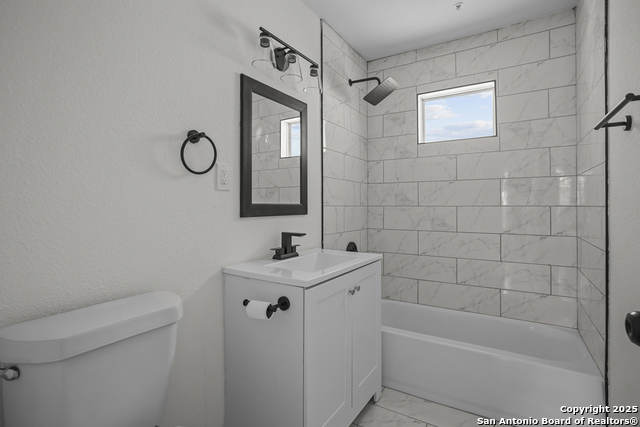 Listing photo id 16 for 338 Anton