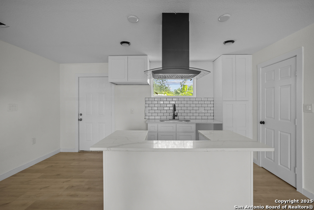 Listing photo id 7 for 338 Anton
