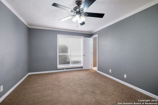 Listing photo id 14 for 3243 Nacogdoches Rd  501