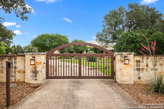Details for 27302 Felswand, New Braunfels, TX 78132