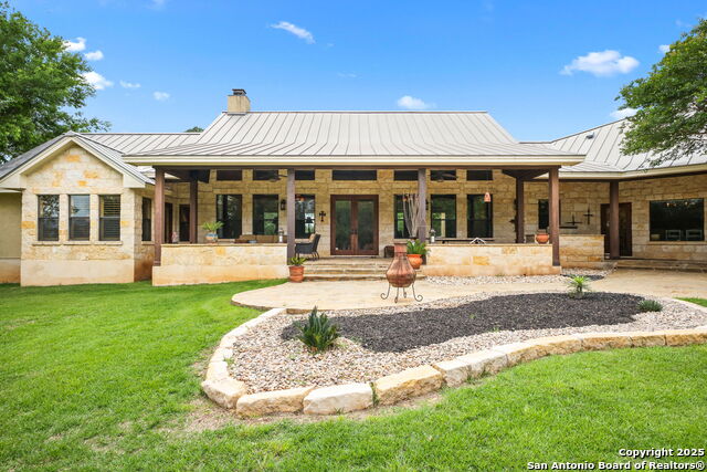 Listing photo id 8 for 27302 Felswand