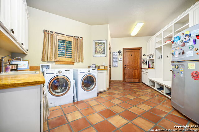 Listing photo id 28 for 27302 Felswand