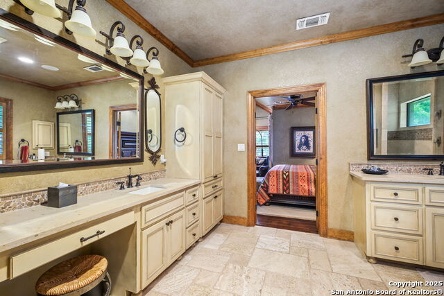 Listing photo id 33 for 27302 Felswand