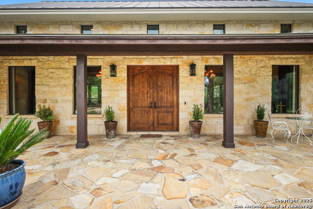 Listing photo id 6 for 27302 Felswand