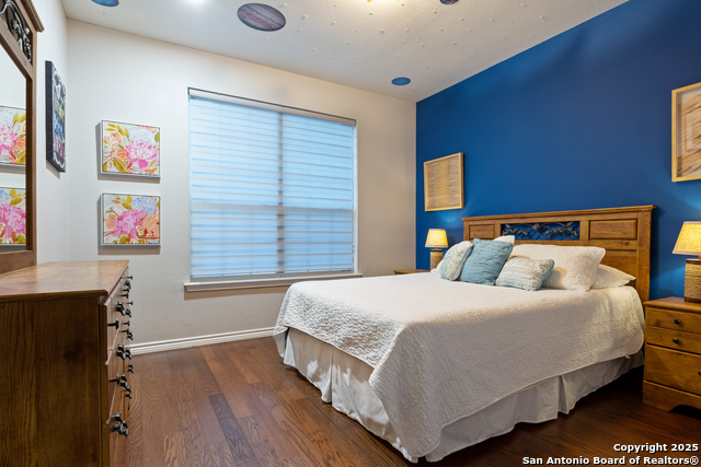 Listing photo id 9 for 5527 Arcadia Park