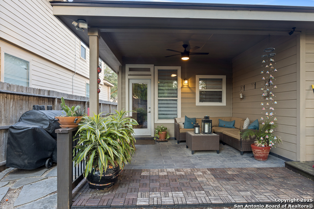 Listing photo id 22 for 5527 Arcadia Park