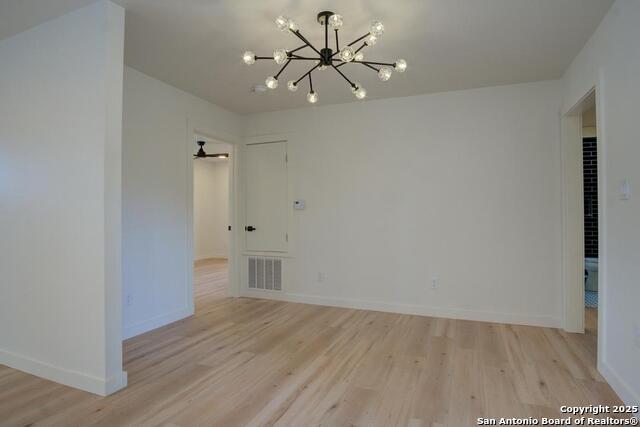 Listing photo id 12 for 1514 Arroya Vista
